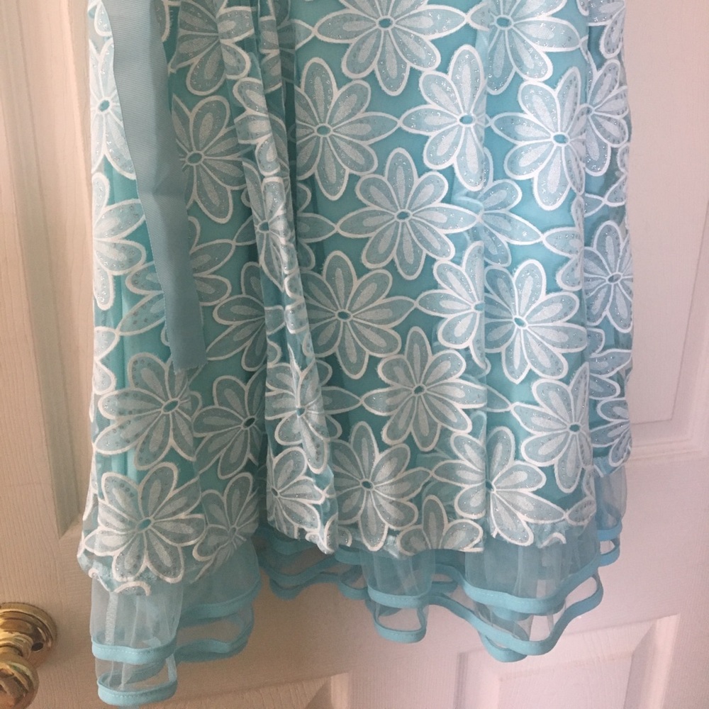 Easter Blue flower FeiHong dress, size M - Picture 4 of 4